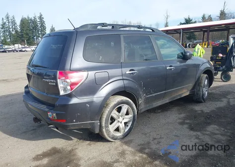 2010 Subaru Forester 2.5X Limited из США, поврежденный, VIN JF2SH6DC3AH735696